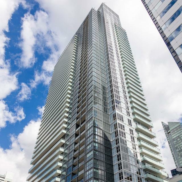 Luxury Condo On Cn Tower 토론토 외부 사진